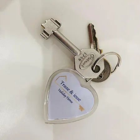 Trase & Isse Holiday Apartman *
