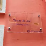 Trase & Isse Apartament *