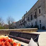 Trase & Isse Apartament